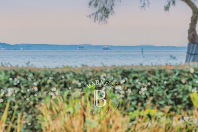 5. Séjour lumineux avec vue Bassin Arcachon